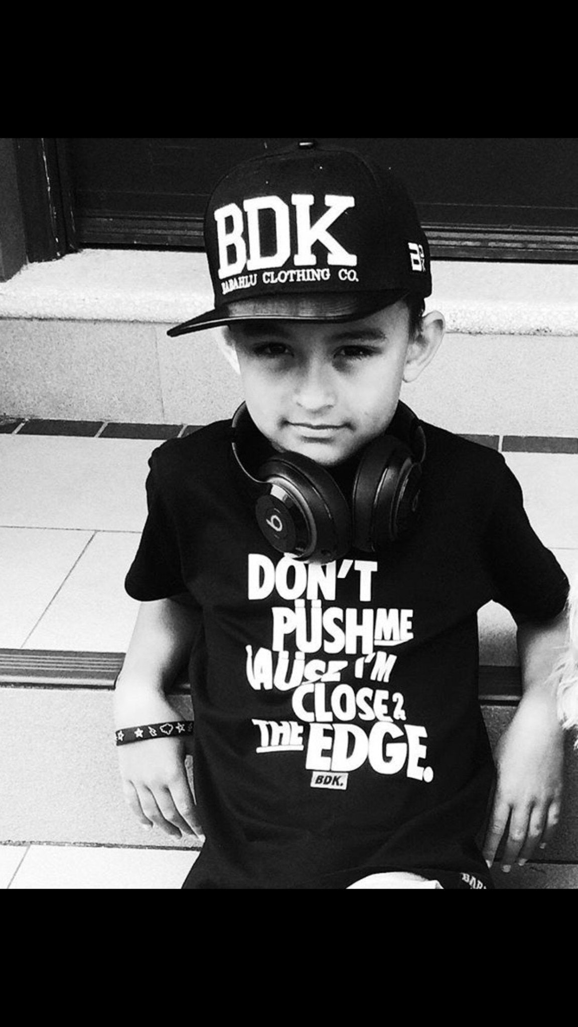 "Don't Push Me Cause Im close to the Edge" T Shirt - Babahlu Kids