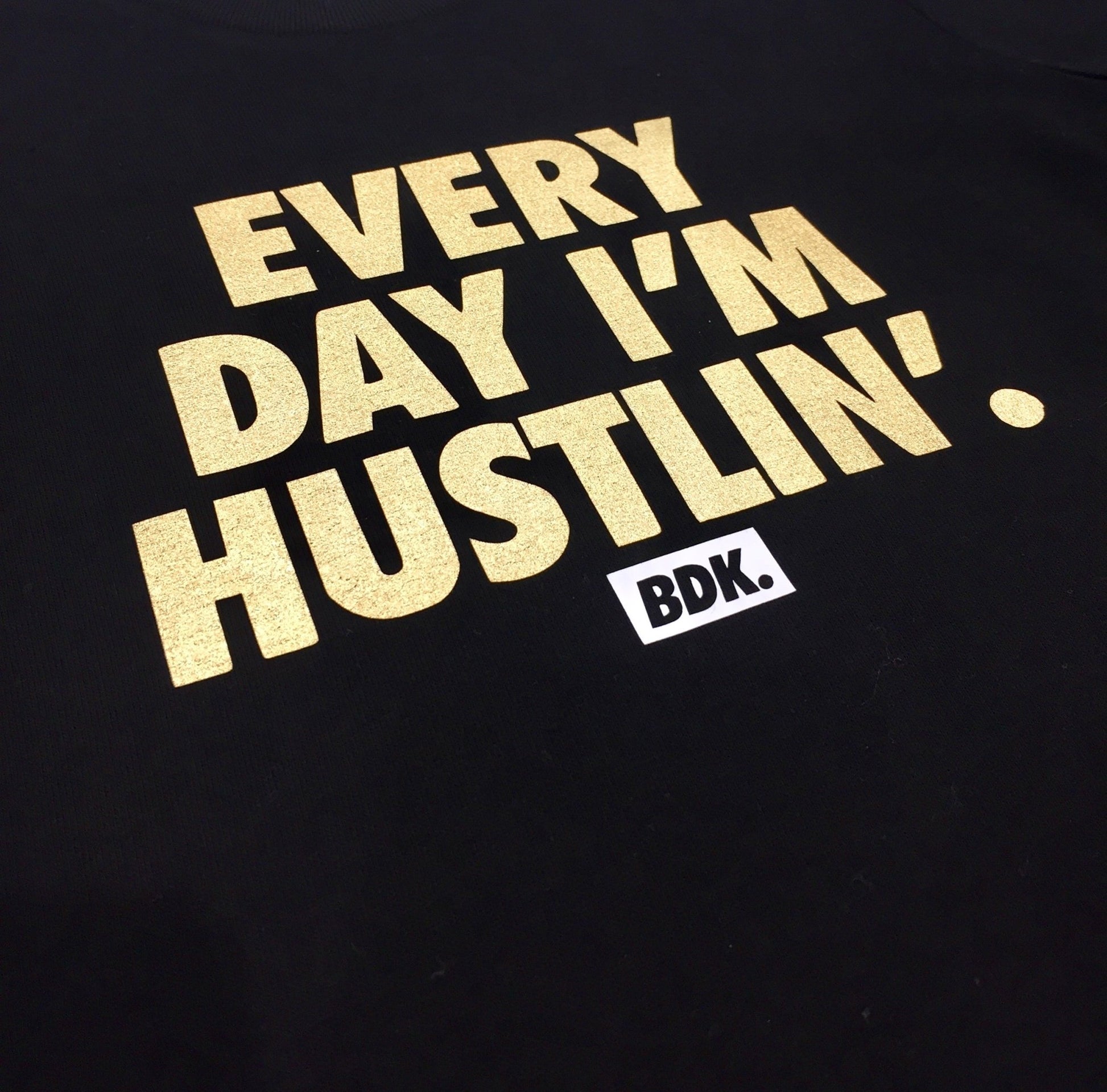 "Everyday Im Hustlin" T Shirt - Babahlu Kids